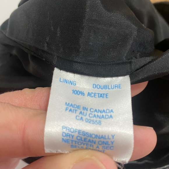 Danier Leather Skirt - Size 14 - Picture 4 of 5